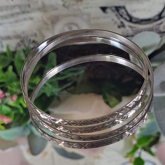 Jewelry - 925 Sterling Silver set Bangles ( 2 )